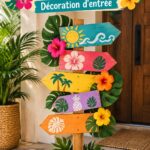 Un caballete de bienvenue hawaïen décoré de motifs tropicaux et colorés, parfait pour une fête.