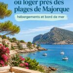 Vue panoramique de Sant Elm avec ses plages en arrière-plan