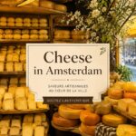 Assortiment de fromages typiques d'Amsterdam sur une table.