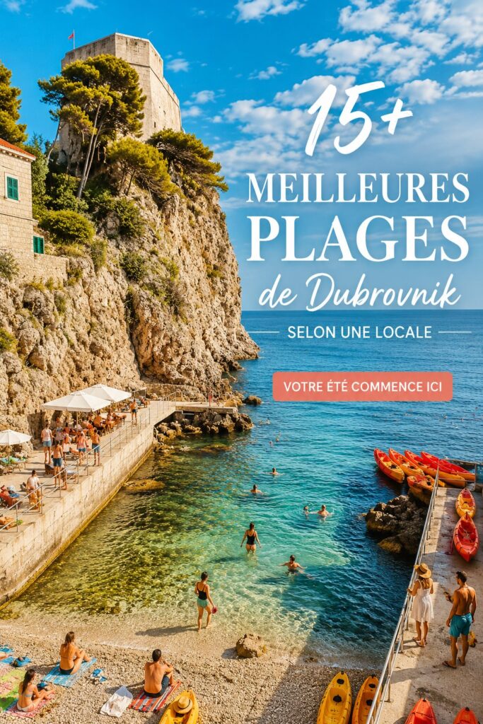 Plage de Dubrovnik avec ses eaux turquoise et ses rochers ensoleillés.