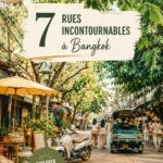 Une vue animée des rues de Bangkok avec des marchés colorés et des stands de nourriture.