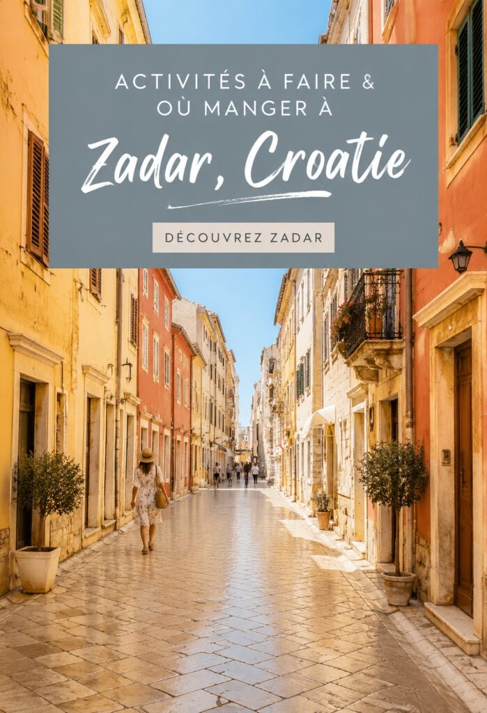 Vue panoramique de Zadar avec ses monuments historiques et la mer Adriatique en arrière-plan.